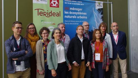 Lancement, dans le cadre du congrès Hortis, les responsables d’espaces nature en ville, de la charte régionale de l’horticulture en présence des représentants de la FFP, de l’Unep, de la FNPHP, de Plante & Cité, du CNVVF et des collectivités territoriales. ©Yaël Haddad